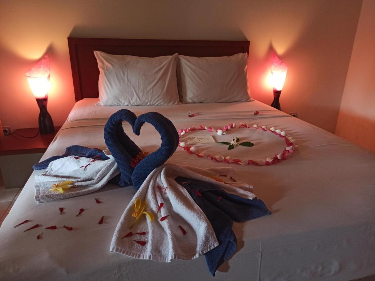 Mama Bella'S Retreat Bed and Breakfast Senggigi Εξωτερικό φωτογραφία