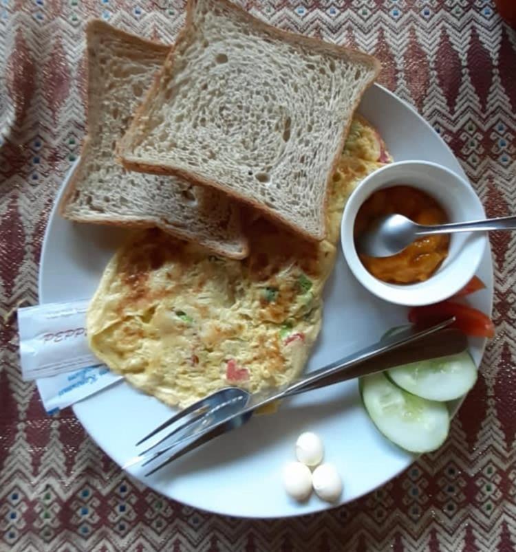 Mama Bella'S Retreat Bed and Breakfast Senggigi Εξωτερικό φωτογραφία