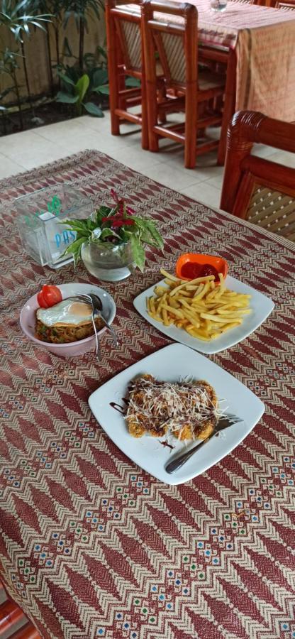 Mama Bella'S Retreat Bed and Breakfast Senggigi Εξωτερικό φωτογραφία