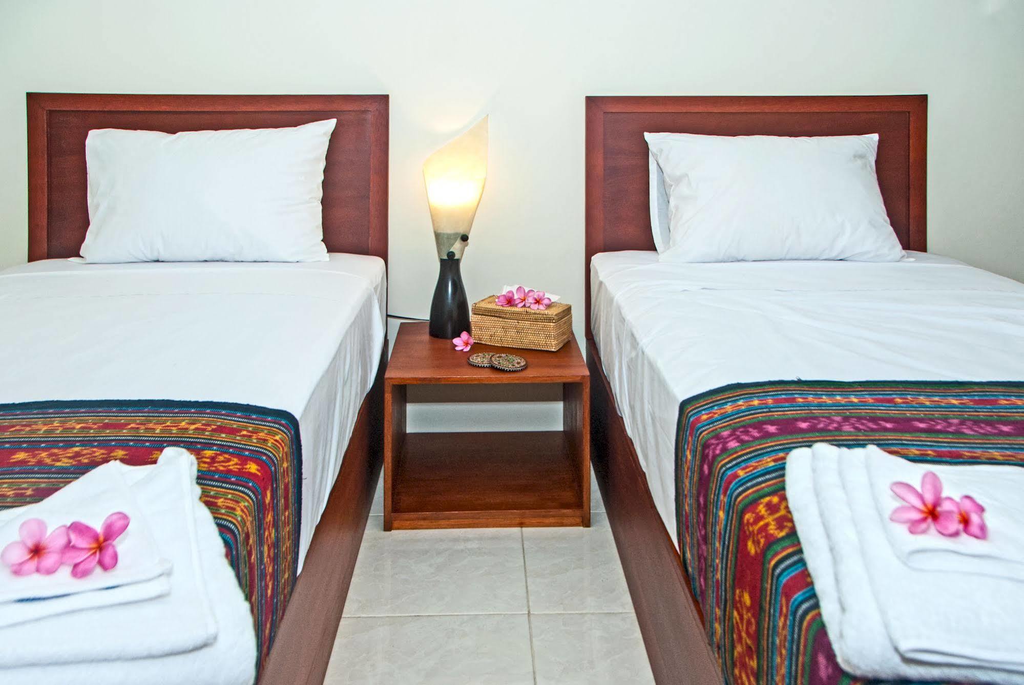 Mama Bella'S Retreat Bed and Breakfast Senggigi Εξωτερικό φωτογραφία