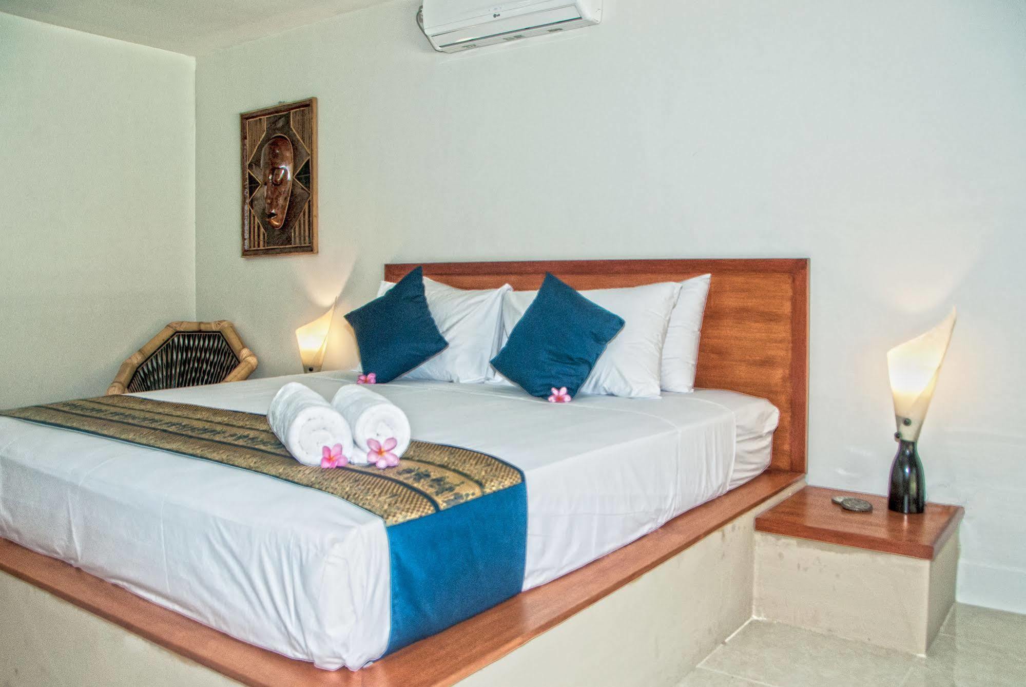 Mama Bella'S Retreat Bed and Breakfast Senggigi Εξωτερικό φωτογραφία